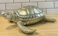 Load image into Gallery viewer, Turtle trinket box
