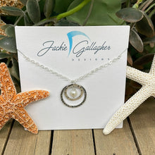 Load image into Gallery viewer, Hammered Rings with Pearl
