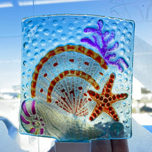 Load image into Gallery viewer, Seashell Glass Night Light
